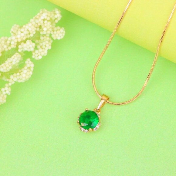 "Round Green Gemstone Pendant in Rose Gold – Elegant & Versatile, XPPT1325 - Picture 10 of 13